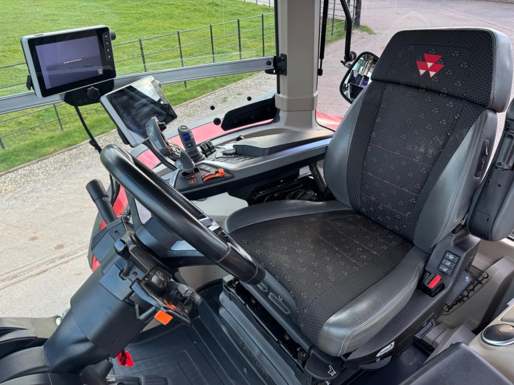 Massey Ferguson 8S.305 Exclusive