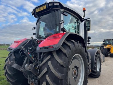 Massey Ferguson 8S.305 Exclusive