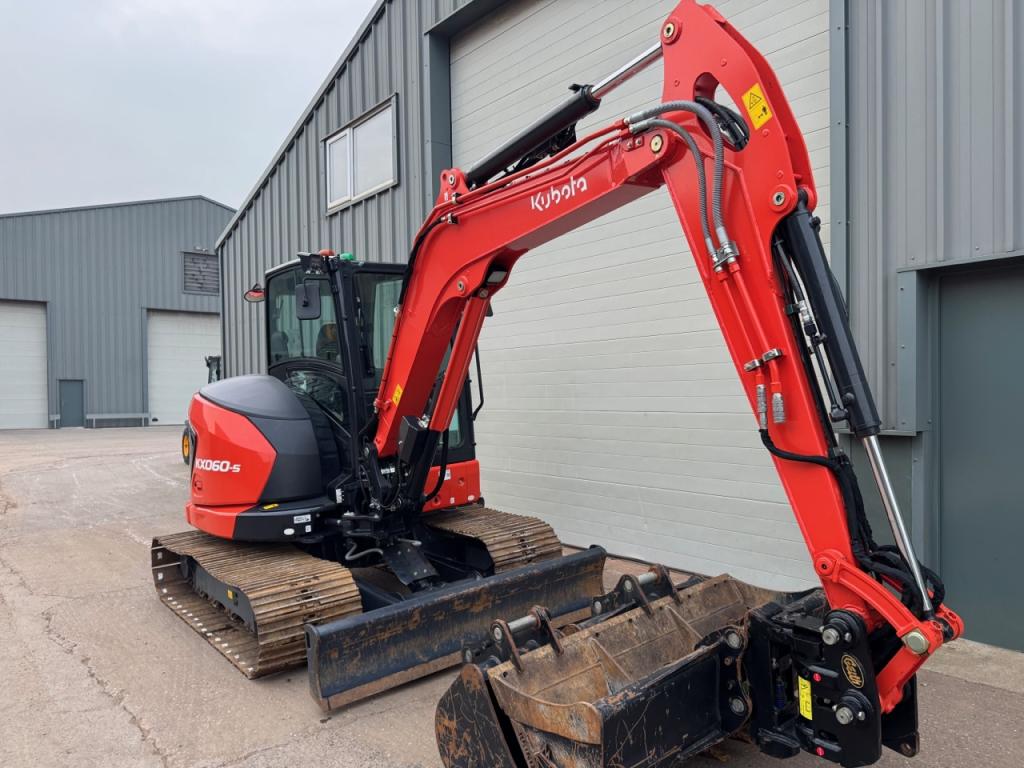 Kubota KX060-5 excavator