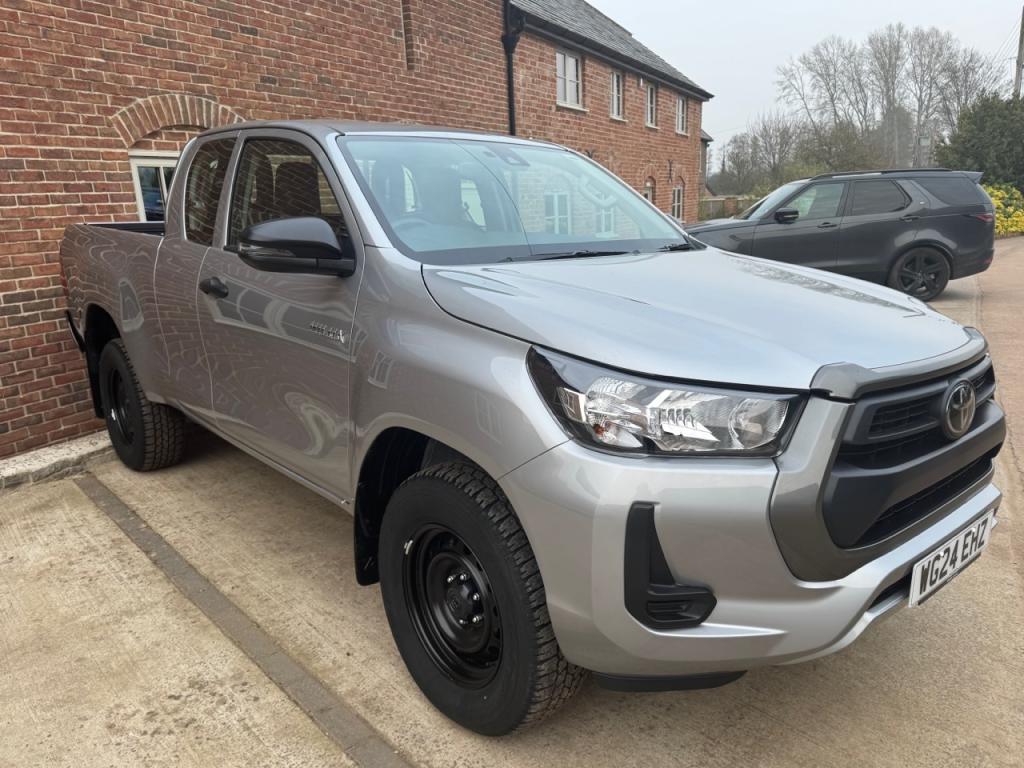 Toyota Hi-Lux Extra cab 2.4 Diesel