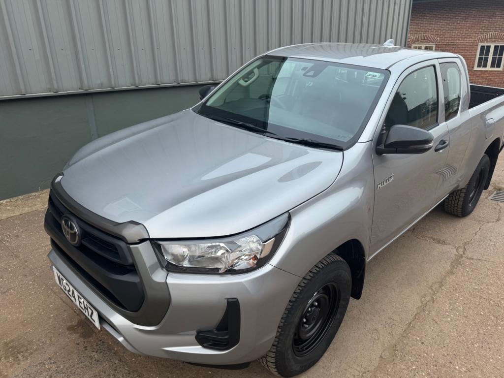 Toyota Hi-Lux Extra cab 2.4 Diesel