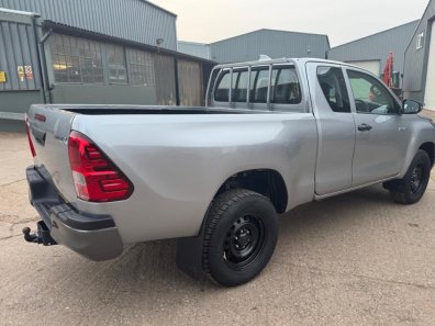 Toyota Hi-Lux Extra cab 2.4 Diesel