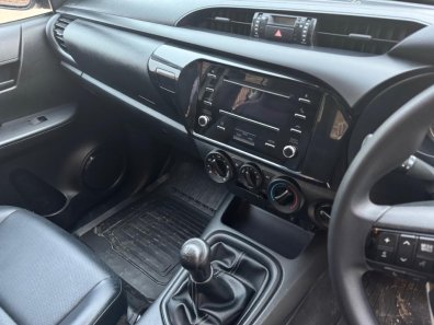 Toyota Hi-Lux Extra cab 2.4 Diesel