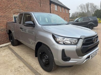 Toyota Hi-Lux Extra cab 2.4 Diesel