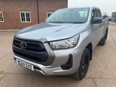 Toyota Hi-Lux Extra cab 2.4 Diesel