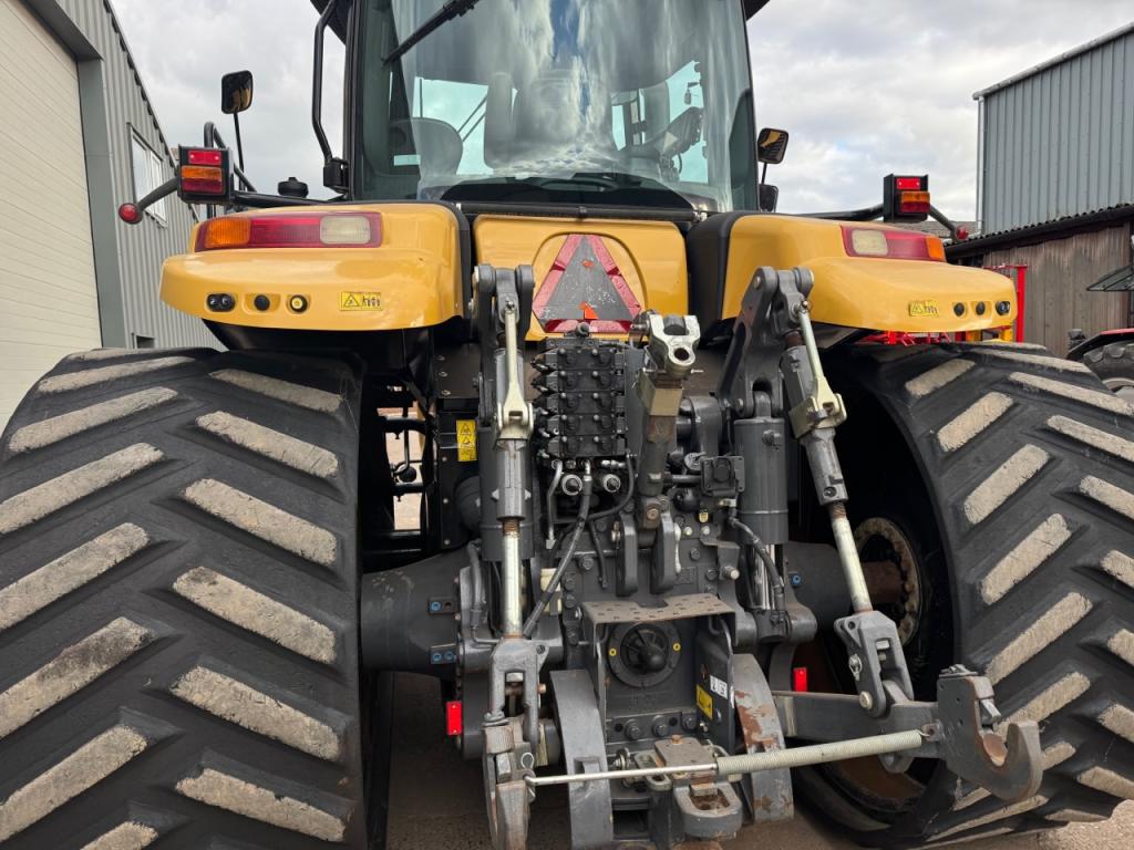 Challenger MT 775E