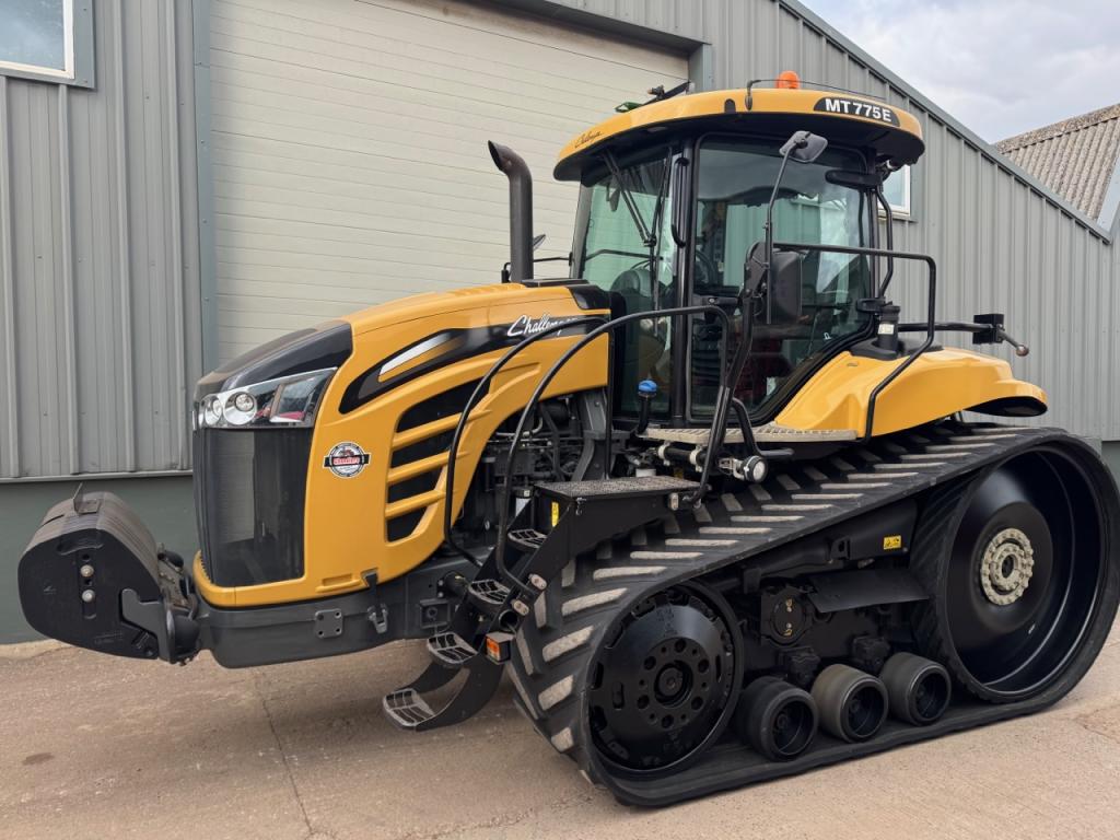 Challenger MT 775E