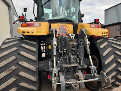 Challenger MT 775E