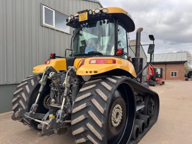 Challenger MT 775E