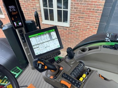John Deere 7R 310
