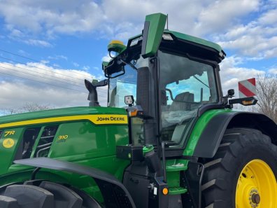 John Deere 7R 310
