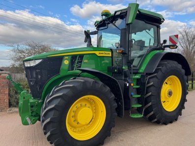 John Deere 7R 310