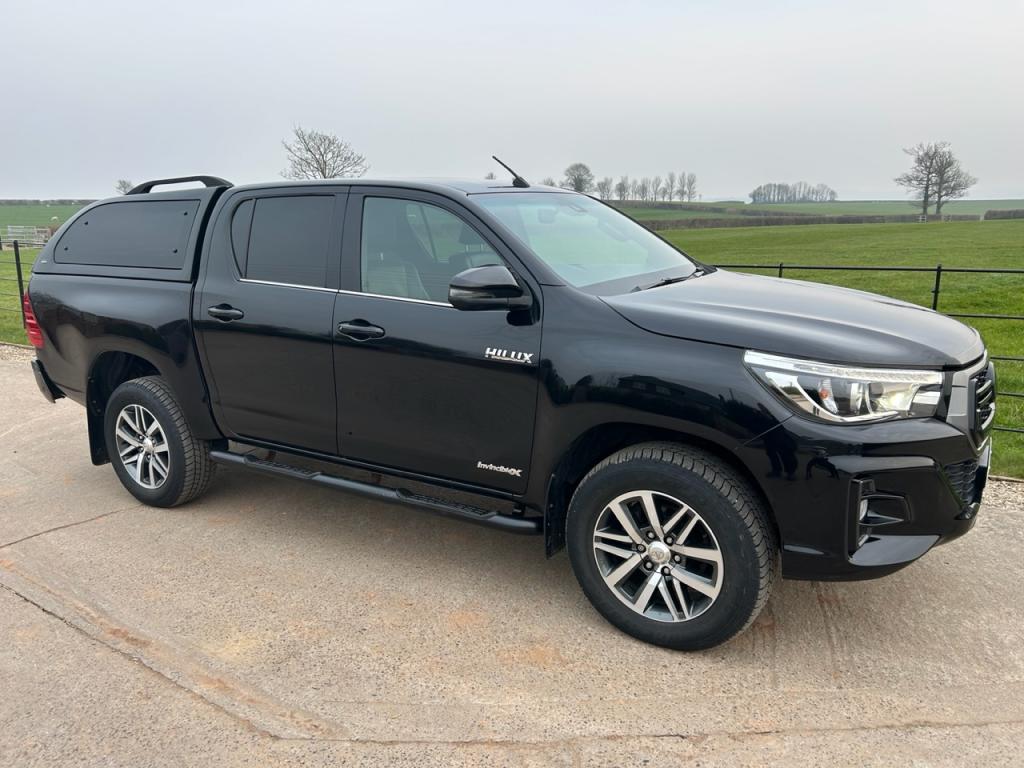 Toyota Hi-Lux Invincible X 2.8 Diesel