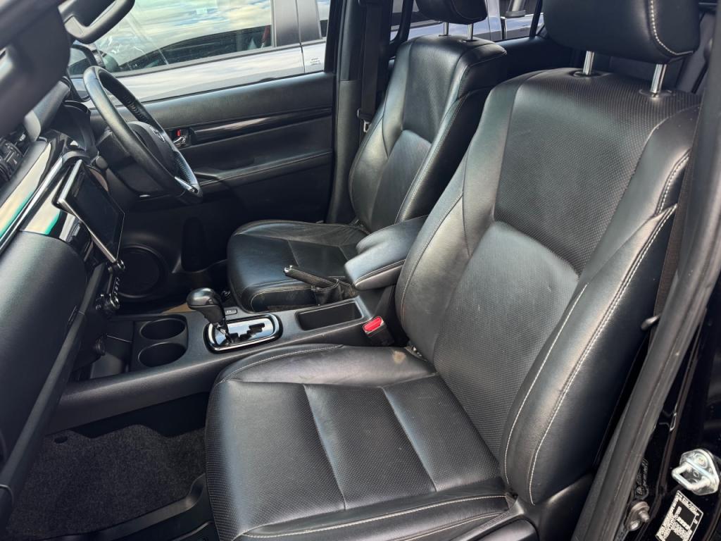 Toyota Hi-Lux Invincible X 2.8 Diesel