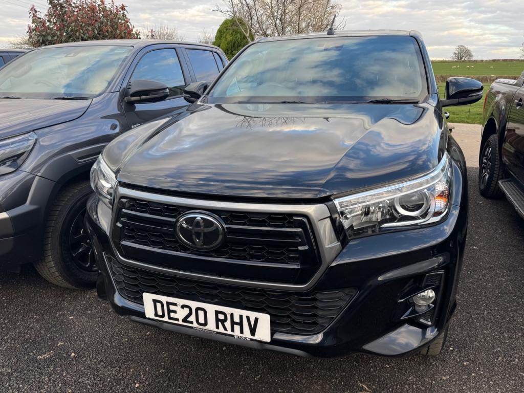 Toyota Hi-Lux Invincible X 2.8 Diesel