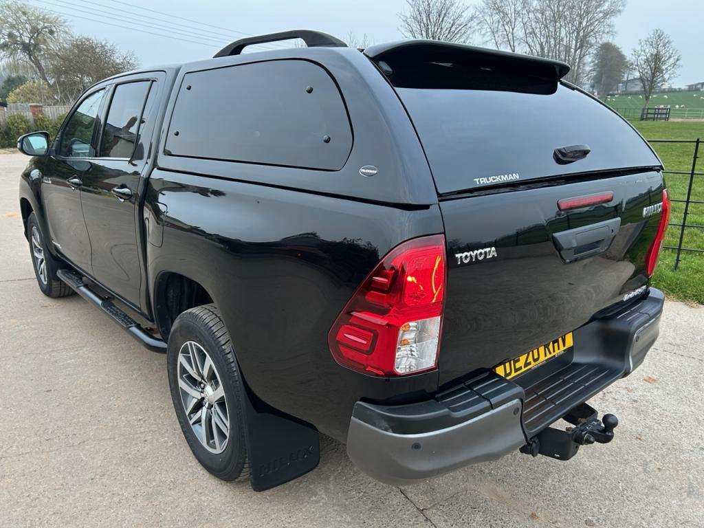Toyota Hi-Lux Invincible X 2.8 Diesel