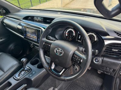 Toyota Hi-Lux Invincible X 2.8 Diesel
