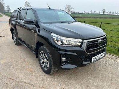 Toyota Hi-Lux Invincible X 2.8 Diesel
