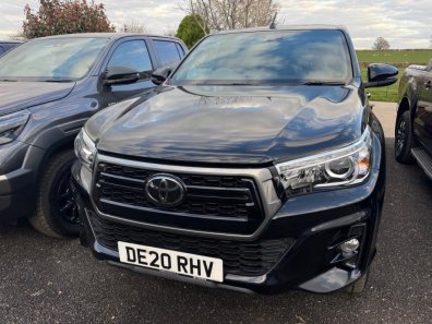 Toyota Hi-Lux Invincible X 2.8 Diesel