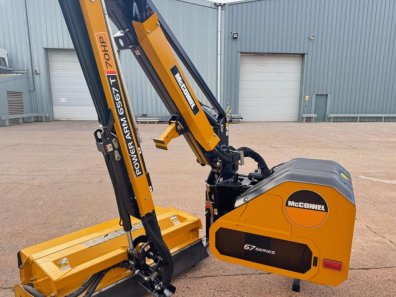 McConnel 6567T hedge trimmer