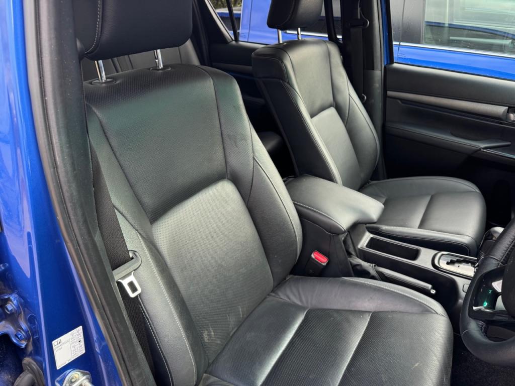 Toyota Hi-Lux Invincible X 2.8 Diesel