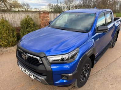 Toyota Hi-Lux Invincible X 2.8 Diesel