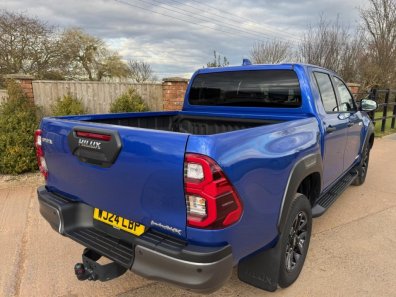 Toyota Hi-Lux Invincible X 2.8 Diesel