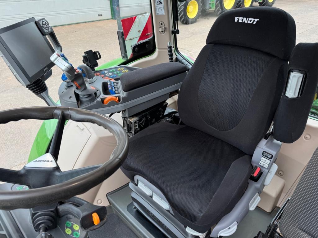 Fendt 724 Profi-Plus