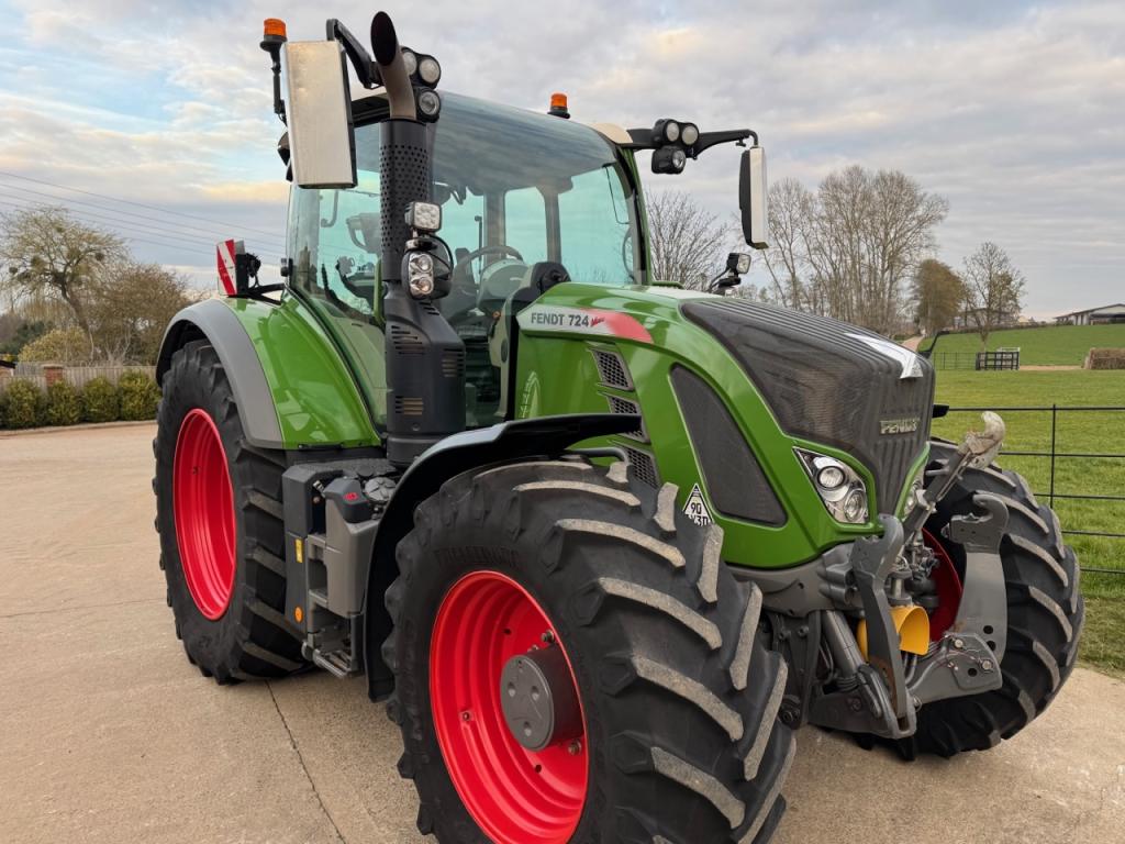 Fendt 724 Profi-Plus