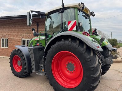 Fendt 724 Profi-Plus