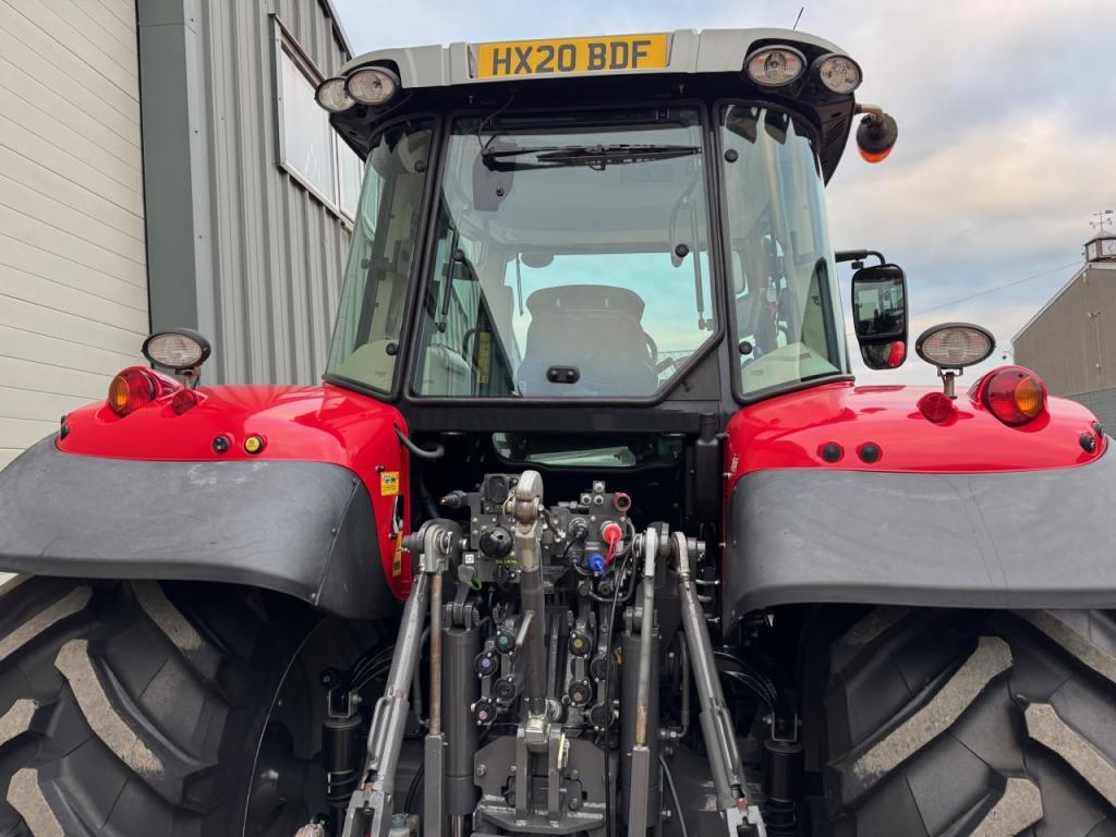 Massey Ferguson 7718S