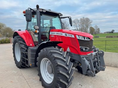 Massey Ferguson 7718S
