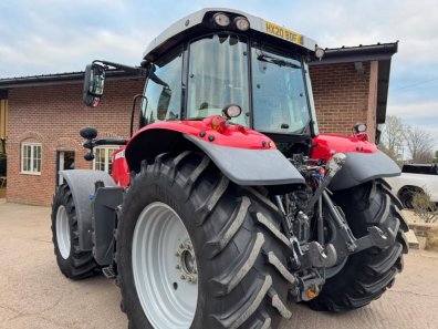 Massey Ferguson 7718S