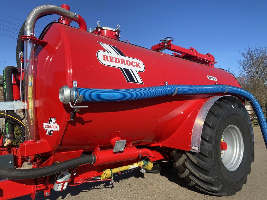 Redrock 3000 Gallon tanker
