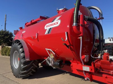 Redrock 3000 Gallon tanker