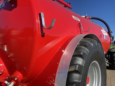 Redrock 3000 Gallon tanker