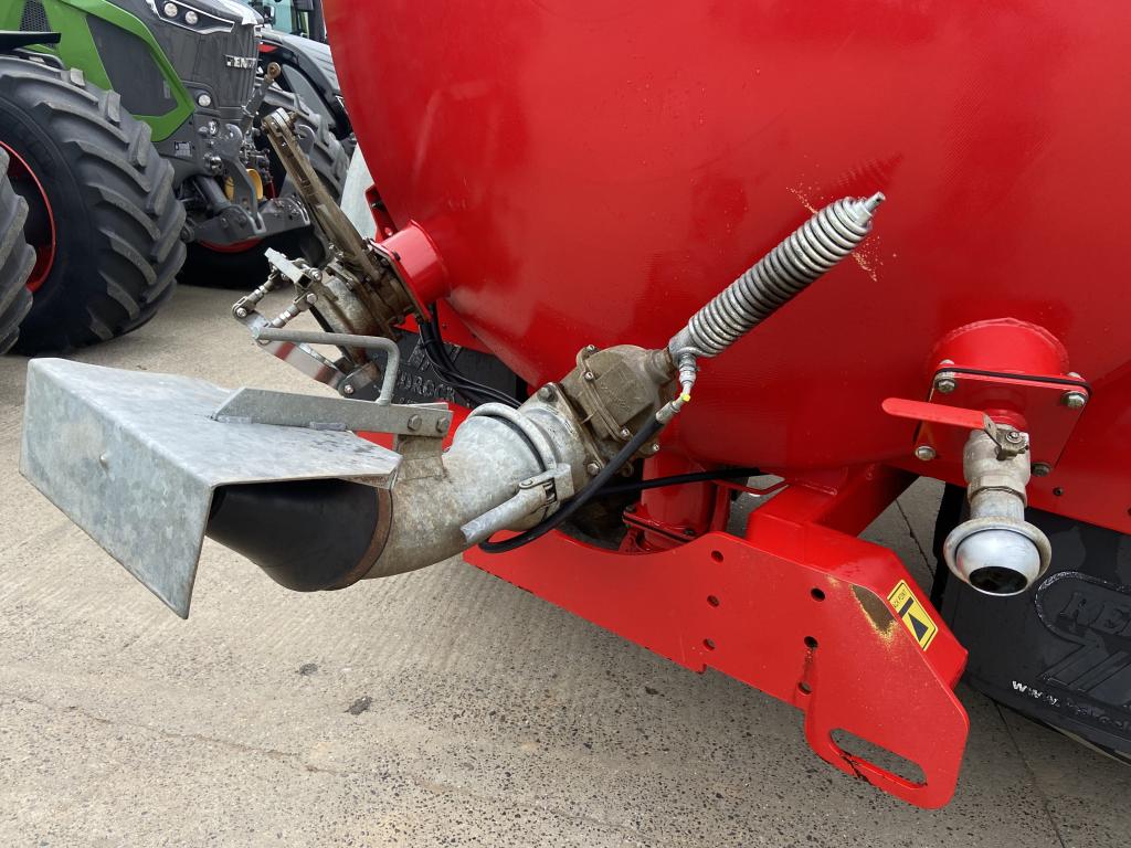 Redrock 3000 Gallon tanker