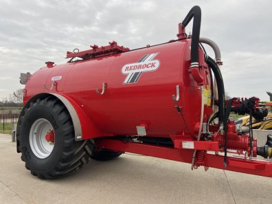 Redrock 3000 Gallon tanker
