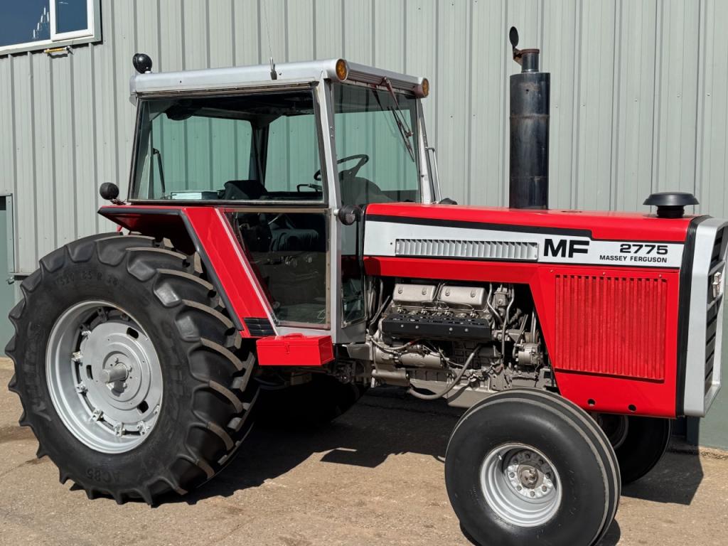 Massey Ferguson 2775