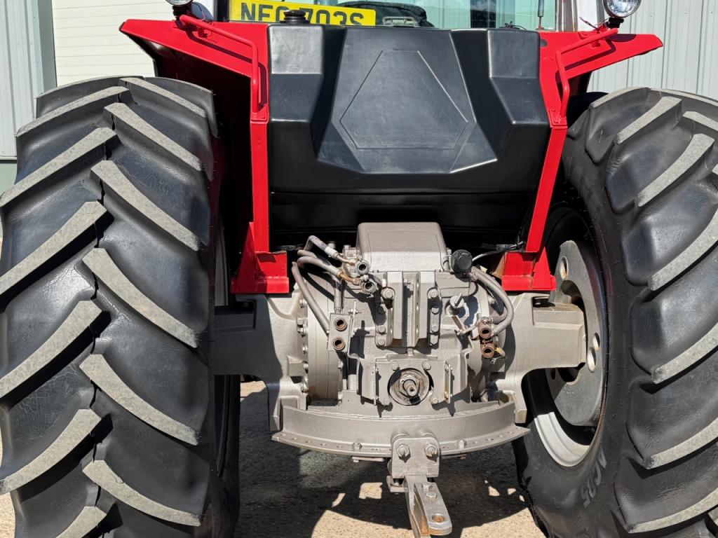 Massey Ferguson 2775