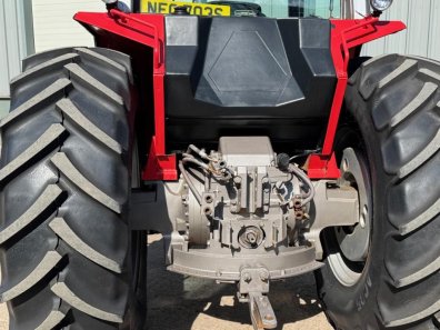Massey Ferguson 2775