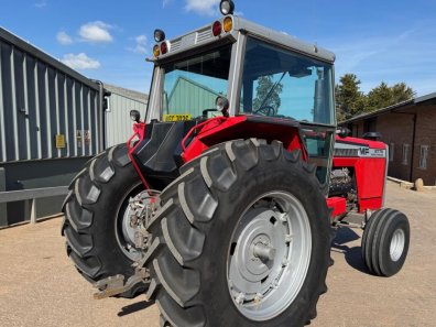 Massey Ferguson 2775