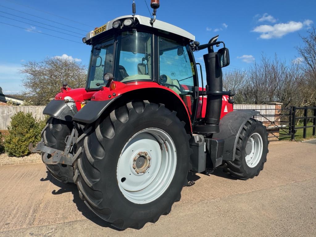 Massey Ferguson 7618