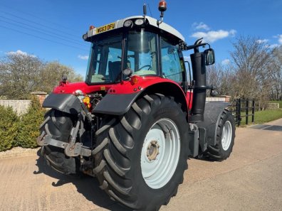 Massey Ferguson 7618