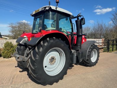 Massey Ferguson 7618