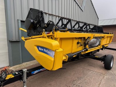 New Holland CSX 7060