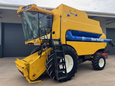 New Holland CSX 7060