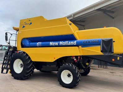 New Holland CSX 7060