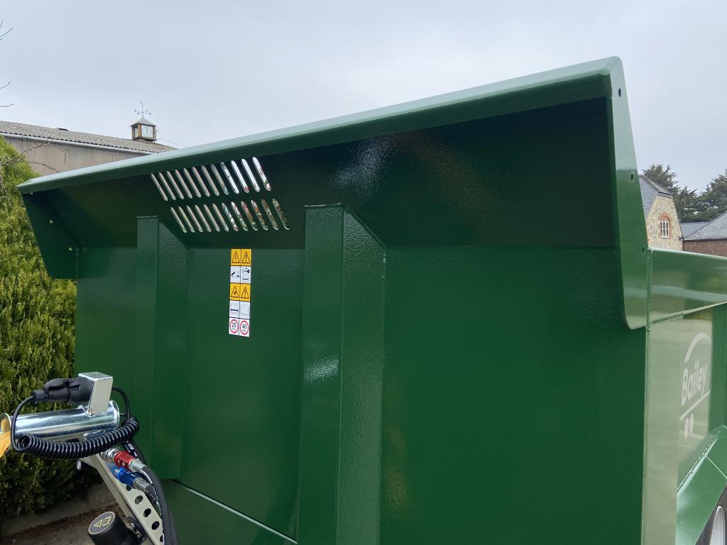 Bailey 10 Ton dump trailer