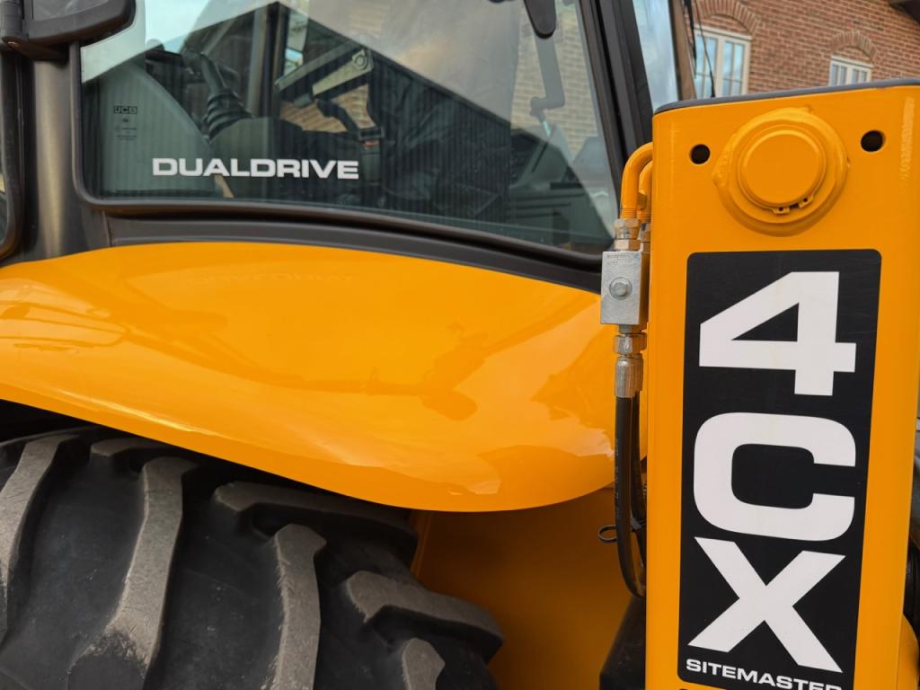 JCB 4CX Sitemaster Pro